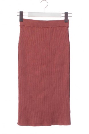 Kinderrock Reserved, Größe 11-12y/ 152-158 cm, Farbe Rot, Preis € 9,71