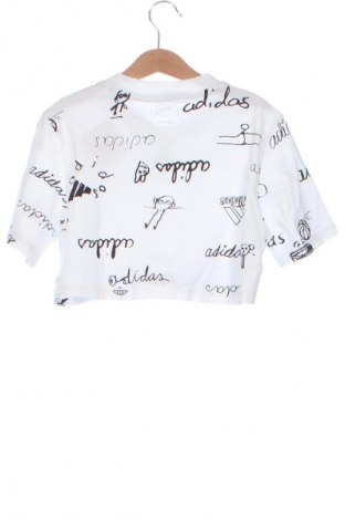Детска тениска Adidas, Размер 8-9y/ 134-140 см, Цвят Многоцветен, Цена 20,14 лв.