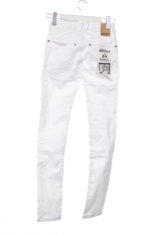 Kinderjeans Cost:bart, Größe 11-12y/ 152-158 cm, Farbe Weiß, Preis 41,99 €