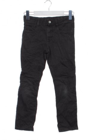 Детски дънки United Colors Of Benetton, Размер 7-8y/ 128-134 см, Цвят Сив, Цена 15,99 лв.