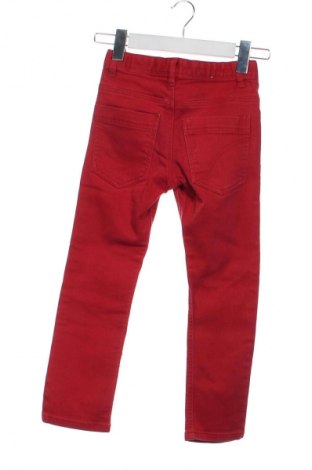 Детски дънки United Colors Of Benetton, Размер 5-6y/ 116-122 см, Цвят Червен, Цена 27,00 лв.