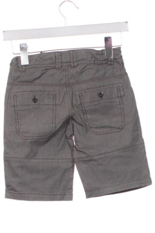 Kinder Shorts Sisley, Größe 7-8y/ 128-134 cm, Farbe Mehrfarbig, Preis 14,00 €