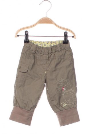 Dětské kalhoty  C&A, Velikost 2-3m/ 56-62 cm, Barva Zelená, Cena  346,00 Kč