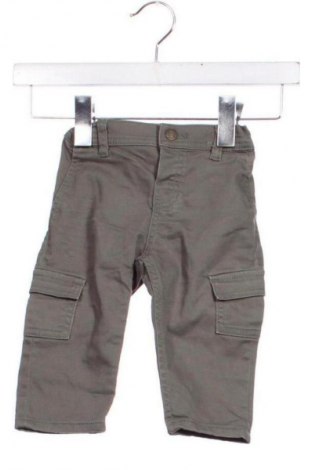 Dětské kalhoty  H&M, Velikost 6-9m/ 68-74 cm, Barva Zelená, Cena  304,00 Kč