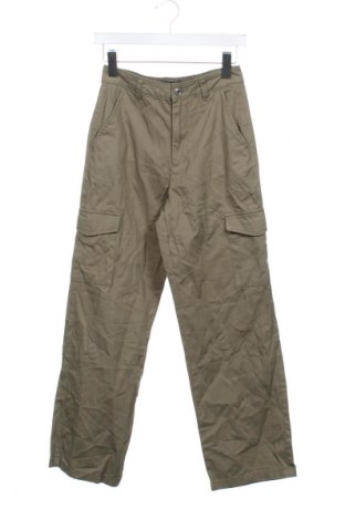 Kinderhose New Look, Größe 10-11y/ 146-152 cm, Farbe Grün, Preis € 10,82