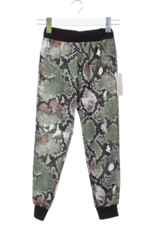 Детски панталон Unbranded, Размер 7-8y/ 128-134 см, Цвят Многоцветен, Цена 17,99 лв.