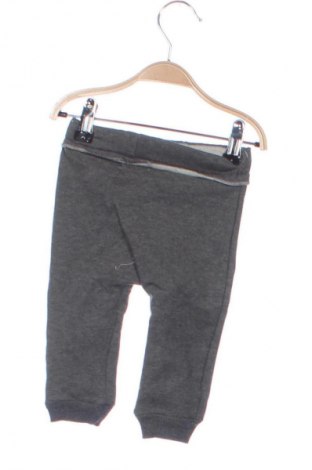 Pantaloni pentru copii Unbranded, Mărime 3-6m/ 62-68 cm, Culoare Gri, Preț 55,00 Lei