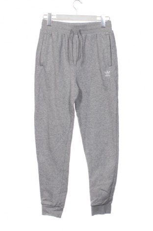 Gyerek sport nadrág Adidas Originals, Méret 12-13y / 158-164 cm, Szín Szürke, Ár 8 469 Ft