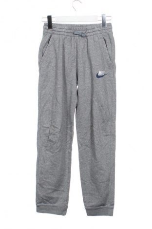 Dziecięce spodnie sportowe Nike, Rozmiar 14-15y/ 168-170 cm, Kolor Szary, Cena 99,99 zł
