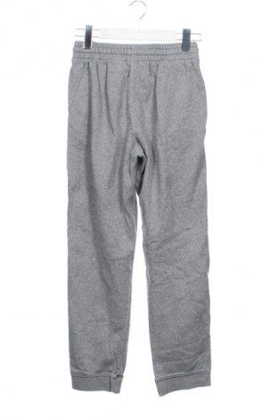 Dziecięce spodnie sportowe Nike, Rozmiar 14-15y/ 168-170 cm, Kolor Szary, Cena 99,99 zł