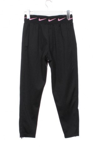 Pantaloni de trening, pentru copii Nike, Mărime 9-10y/ 140-146 cm, Culoare Negru, Preț 107,99 Lei