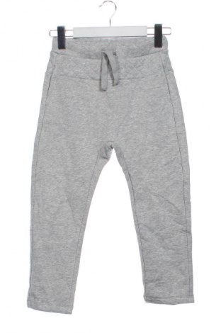 Gyerek sport nadrág United Colors Of Benetton, Méret 7-8y / 128-134 cm, Szín Szürke, Ár 10 929 Ft