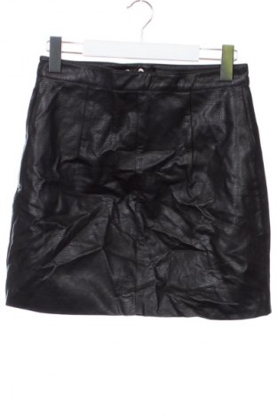 Bőrszoknya H&M Divided, Méret M, Szín Fekete, Ár 13 199 Ft