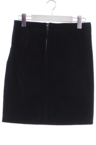Kožená sukňa  VILA, Veľkosť M, Farba Čierna, Cena  46,00 €
