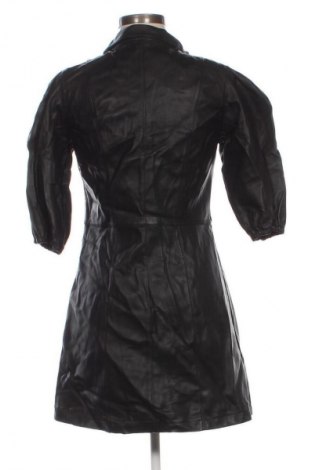 Кожена рокля H&M, Размер M, Цвят Черен, Цена 12,99 лв.