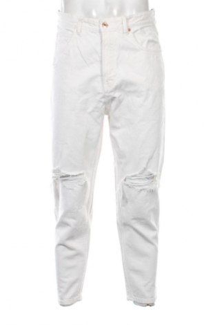 Ανδρικό τζίν Bershka, Μέγεθος M, Χρώμα Λευκό, Τιμή 19,95 €