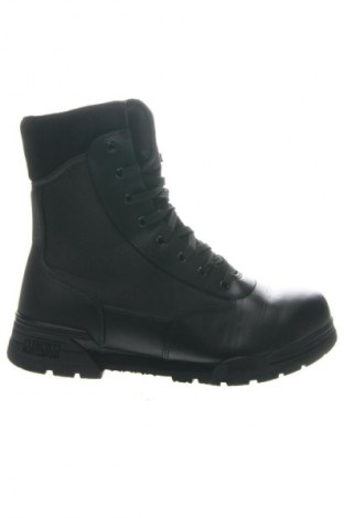 Férfi cipők
 Magnum, Méret 45, Szín Fekete, Ár 32 519 Ft