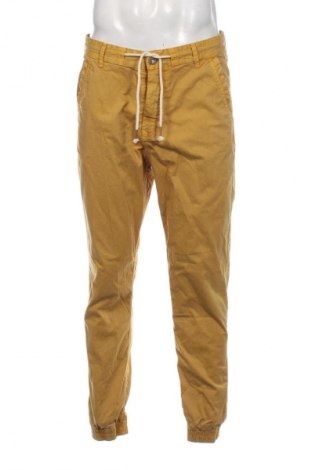 Męskie spodnie Pull&Bear, Rozmiar L, Kolor Żółty, Cena 125,84 zł