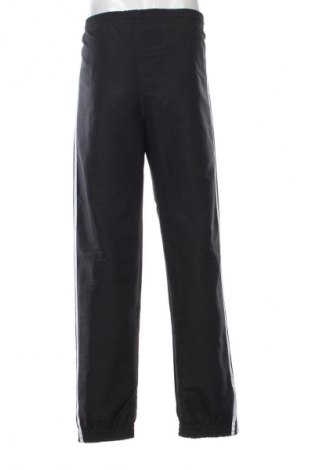 Pantaloni trening de bărbați Real Madrid CF, Mărime XL, Culoare Negru, Preț 126,00 Lei