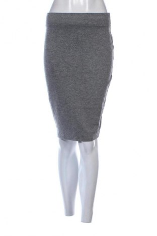 Spódnica Amisu, Rozmiar S, Kolor Szary, Cena 24,99 zł