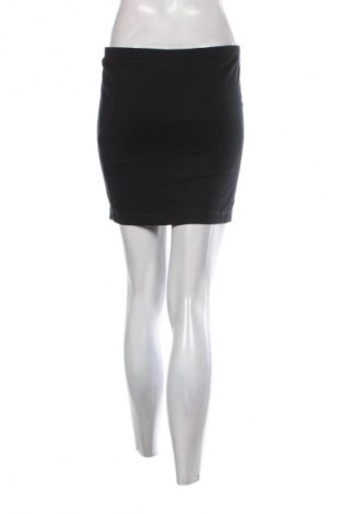 Rock Amisu, Größe S, Farbe Schwarz, Preis 6,99 €