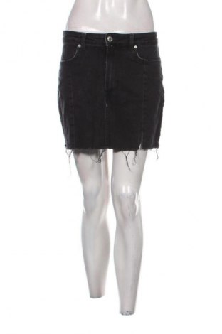 Sukně Bershka, Velikost M, Barva Černá, Cena  159,00 Kč