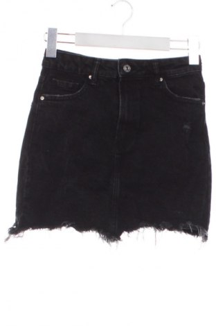 Rock Bershka, Größe XS, Farbe Schwarz, Preis € 15,99