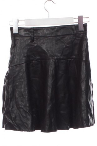 Rock Bershka, Größe XS, Farbe Schwarz, Preis € 9,72