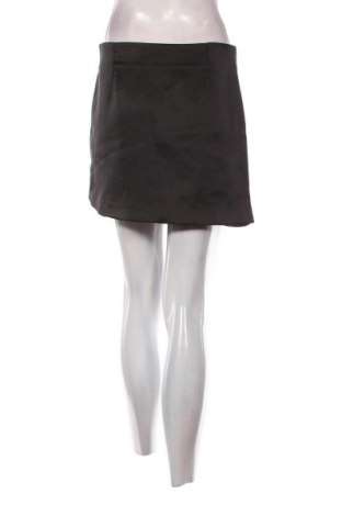 Fustă Bershka, Mărime M, Culoare Negru, Preț 50,00 Lei