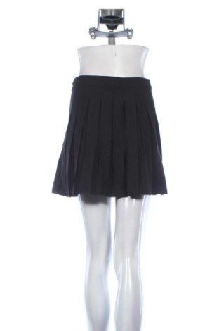 Пола Cropp, Размер S, Цвят Черен, Цена 40,89 лв.