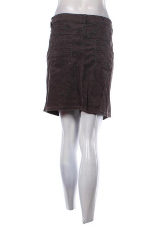 Rock Esprit, Größe XXL, Farbe Grau, Preis € 20,99