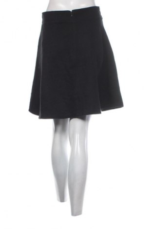 Spódnica Esprit, Rozmiar M, Kolor Czarny, Cena 30,99 zł