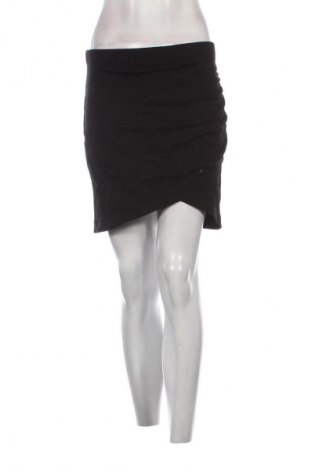 Пола Even&Odd, Размер S, Цвят Черен, Цена 4,60 €