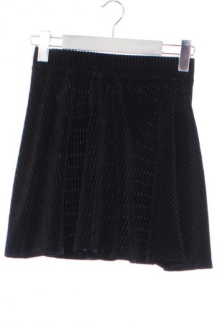 Пола Fb Sister, Размер XS, Цвят Черен, Цена 19,00 лв.