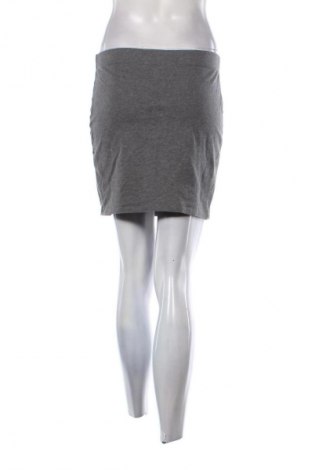 Пола Fb Sister, Размер L, Цвят Сив, Цена 19,04 лв.