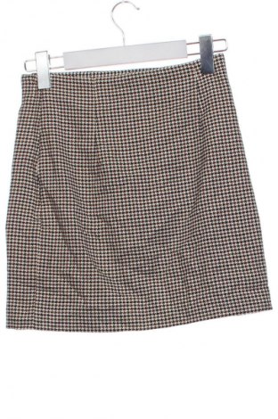 Пола H&M, Размер XXS, Цвят Многоцветен, Цена 5,62 €