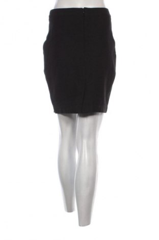 Пола H&M, Размер S, Цвят Черен, Цена 14,99 лв.