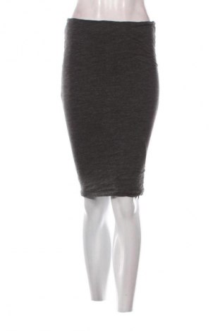 Пола H&M, Размер S, Цвят Сив, Цена 19,14 лв.