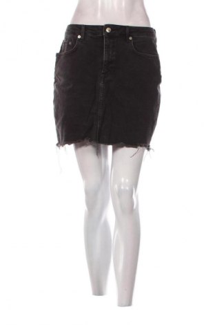 Пола H&M L.O.G.G., Размер M, Цвят Черен, Цена 29,15 лв.