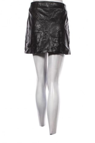 Spódnica Jennyfer, Rozmiar S, Kolor Czarny, Cena 22,99 zł