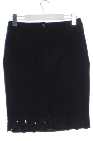 Sukně Leon, Velikost M, Barva Černá, Cena  241,00 Kč