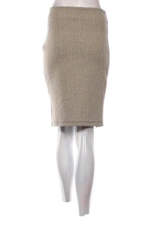 Пола Lucy, Размер XL, Цвят Многоцветен, Цена 19,00 лв.