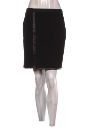 Пола Marc Cain, Размер M, Цвят Черен, Цена 38,99 лв.