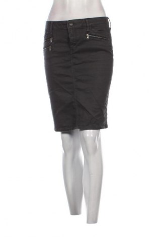 Spódnica Mavi, Rozmiar M, Kolor Czarny, Cena 44,99 zł