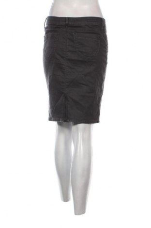 Spódnica Mavi, Rozmiar M, Kolor Czarny, Cena 44,99 zł