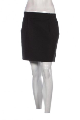 Пола Naf Naf, Размер M, Цвят Черен, Цена 12,99 лв.