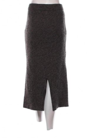 Пола Nly Trend, Размер XL, Цвят Сив, Цена 23,00 лв.