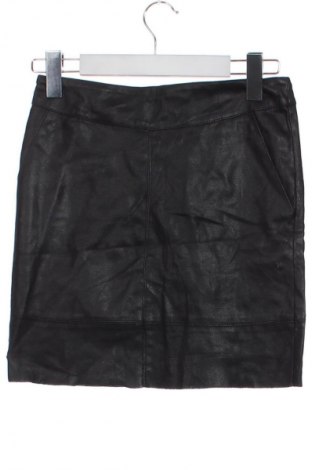 Spódnica ONLY, Rozmiar XS, Kolor Czarny, Cena 22,99 zł