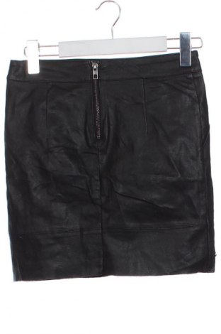 Spódnica ONLY, Rozmiar XS, Kolor Czarny, Cena 22,99 zł