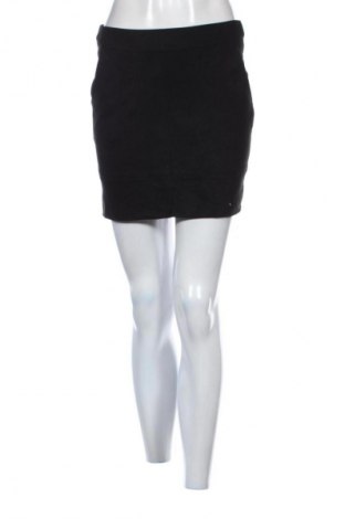 Φούστα ONLY, Μέγεθος M, Χρώμα Μαύρο, Τιμή 5,99 €